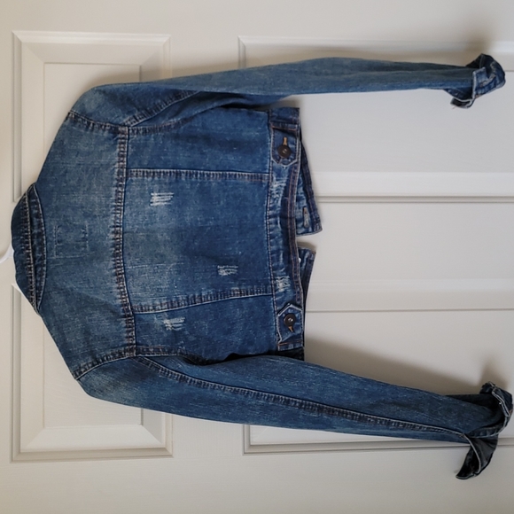 Crop top style jean jacket Size Small - Picture 4 of 6